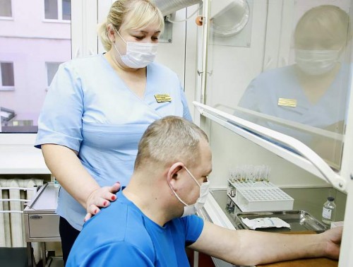 В ГРОДНЕНСКОЙ УНИВЕРСИТЕТСКОЙ КЛИНИКЕ ИСПОЛЬЗУЮТ СОВРЕМЕННЫЕ МЕТОДЫ ПОМОЩИ ПРИ АЛЛЕРГИИ