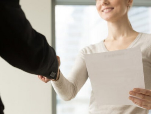 НА САМЫЕ РАСПРОСТРАНЕННЫЕ ВОПРОСЫ О КОНТРАКТАХ ОТВЕЧАЕТ ПРАВОВОЙ ИНСПЕКТОР ПРОФСОЮЗА ЗДРАВООХРАНЕНИЯ