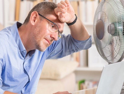 НАРУШЕН ТЕМПЕРАТУРНЫЙ РЕЖИМ НА РАБОТЕ? ОБРАЩАЙТЕСЬ В ПРОФСОЮЗ!  