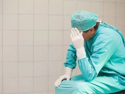 НА САМЫЕ ЧАСТО ВСТРЕЧАЮЩИЕСЯ ВОПРОСЫ ОБ УВОЛЬНЕНИИ ОТВЕЧАЕТ ПРОФСОЮЗНЫЙ ЮРИСТ