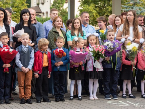 ЛИНЕЙКИ В ШКОЛАХ ПРОЙДУТ 2 СЕНТЯБРЯ. КАК РОДИТЕЛЯМ ОФИЦИАЛЬНО ВЗЯТЬ ВЫХОДНОЙ В ЭТОТ ДЕНЬ? 