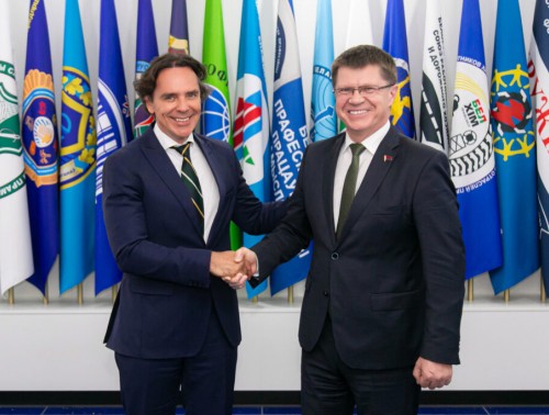 МОСТЫ ДРУЖБЫ. В ШТАБ-КВАРТИРЕ ФПБ ОБСУДИЛИ ВЕКТОРЫ СОТРУДНИЧЕСТВА С БРАЗИЛИЕЙ