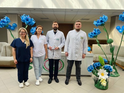 В медицинских коллективах области проходят мероприятия ко Дню отца