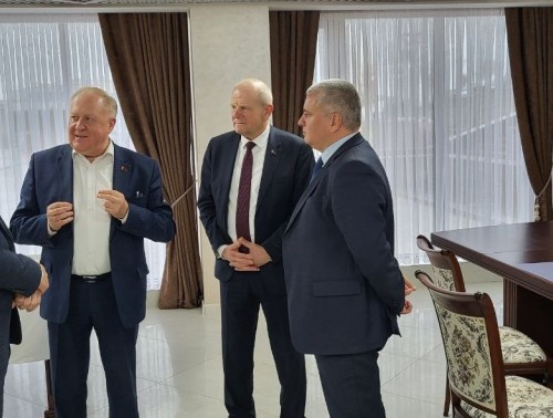 ПРЕДСЕДАТЕЛЬ ГРОДНЕНСКОГО ОБЛАСТНОГО ОБЪЕДИНЕНИЯ ПРОФСОЮЗОВ ВИКТОР ЛИСКОВИЧПОСЕТИЛИ ПРЕДПРИЯТИЕ «БЕЛЛАКТ»