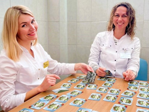 Профком 5-й поликлиники предлагает работникам во время обеденного перерыва сделать зарядку для ума