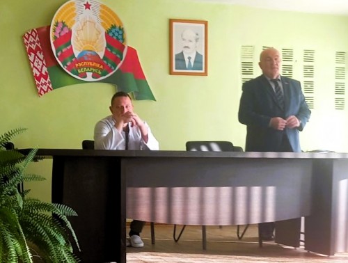 Владислав Голяк встретился с коллективом Зельвенской райбольницы 