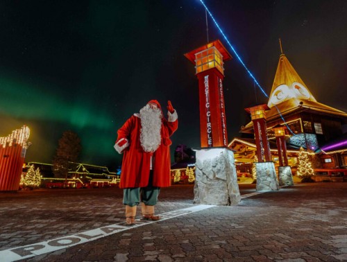 НА РОДИНЕ САНТА-КЛАУСА ДО СИХ ПОР НЕ ВЫПАЛ СНЕГ