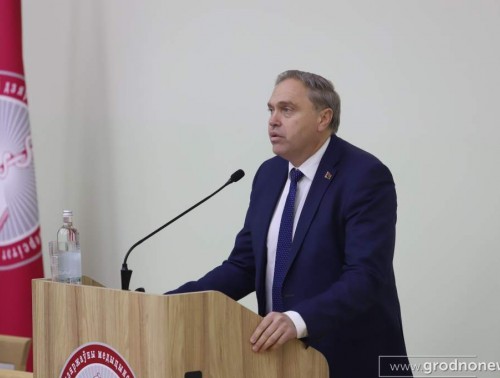 ВСТРЕЧА ПРЕДСЕДАТЕЛЯ ОБЛИСПОЛКОМА ВЛАДИМИРА КАРАНИКА СО СТУДЕНТАМИ МЕДУНИВЕРСИТЕТА ПРОШЛА В ФОРМАТЕ ДИАЛОГОВОЙ ПЛОЩАДКИ