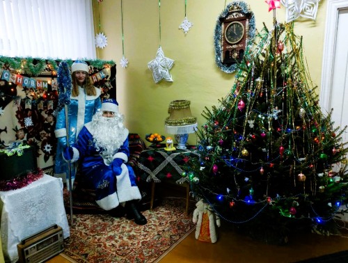 Больницы и поликлиники Гродно и области преобразились к новогодним праздникам и встречают пациентов красочными фотозонами
