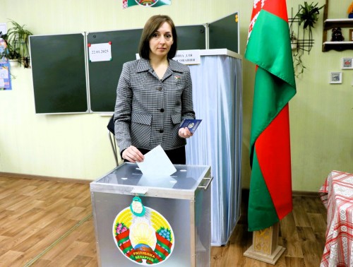 Профсоюзные лидеры организаций здравоохранения Гродненщины активно включились в голосование по выборам Президента