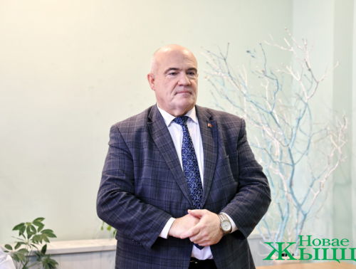 Владислав Голяк принял участие во встрече с работниками Новогрудской центральной райбольницы