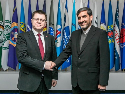 ЮРИЙ СЕНЬКО ВСТРЕТИЛСЯ С ДЕЛЕГАЦИЕЙ ПРОФСОЮЗОВ ИРАНА