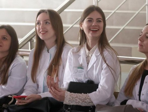 "ВОЛНИТЕЛЬНО, ЖДАЛИ ЭТОТ ДЕНЬ ШЕСТЬ ЛЕТ". ПРЕДВАРИТЕЛЬНОЕ РАСПРЕДЕЛЕНИЕ ПРОШЛО В ГРГМУ