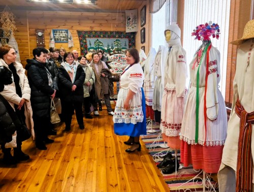 Путешествие в историю и традиции: гродненские медики посетили уникальный музей фартуков