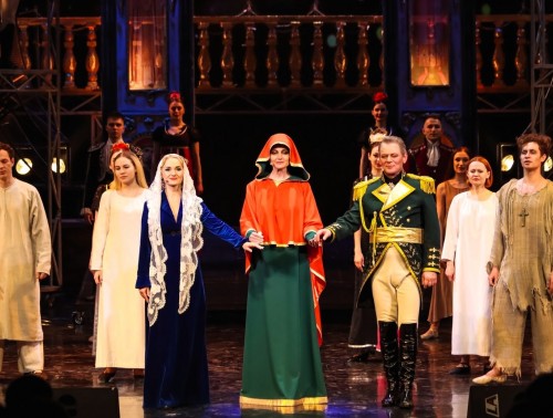 Работники Лидской ЦРБ сделали перерыв в напряженном графике, чтобы насладиться вечером высокого искусства