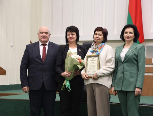 НА КОЛЛЕГИИ ГЛАВНОГО УПРАВЛЕНИЯ ОТМЕЧЕНЫ НАГРАДАМИ ЛУЧШИЕ УЧРЕЖДЕНИЯ И ЛУЧШИЕ СПЕЦИАЛИСТЫ ЗДРАВООХРАНЕНИЯ ОБЛАСТИ