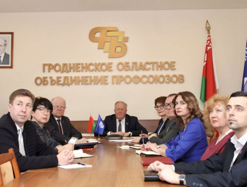 ПРОФСОЮЗЫ ГРОДНЕНЩИНЫ ОБМЕНЯЛИСЬ ОПЫТОМ РАБОТЫ В СФЕРЕ СОЦПАРТНЕРСТВА С КОЛЛЕГАМИ ИЗ ТАТАРСТАНА