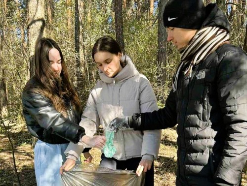 Учащиеся и преподаватели Гродненского медколледжа активно включились в республиканскую акцию «Чисто! Проф! Союз!»