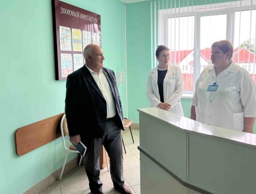 «Важно не просто слушать – важно слышать»: Владислав Голяк встретился с коллективом Берестовицкой ЦРБ