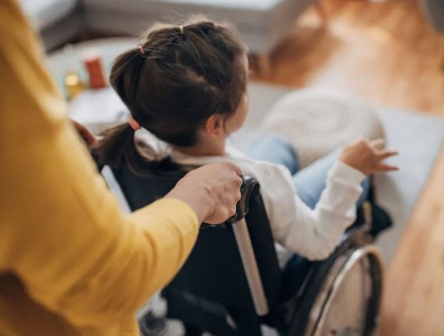 КАКИЕ ЛЬГОТЫ ДЛЯ СЕМЕЙ С ДЕТЬМИ-ИНВАЛИДАМИ ПОЯВИЛИСЬ В БЕЛАРУСИ В 2025 ГОДУ