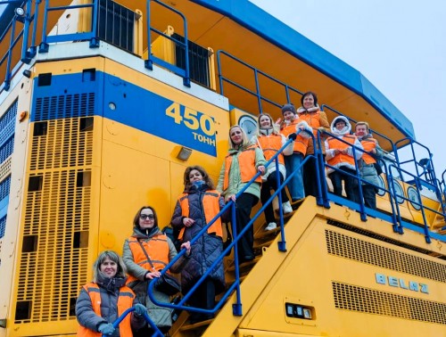 Коллектив Гродненского зонального ЦГЭ побывал на экскурсии в Жодино, где своими глазами увидел легендарные самосвалы БЕЛАЗ