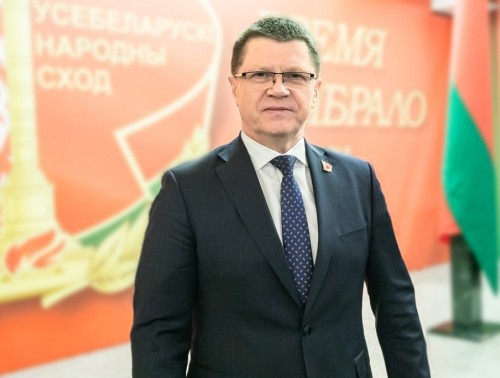 ЮРИЙ СЕНЬКО: «ПРЕЗИДЕНТ В ПОСЛАНИИ БЕЛОРУССКОМУ НАРОДУ И ПАРЛАМЕНТУ ЗАТРОНУЛ ВАЖНЫЕ ДЛЯ ЧЕЛОВЕКА ТРУДА ВОПРОСЫ» 