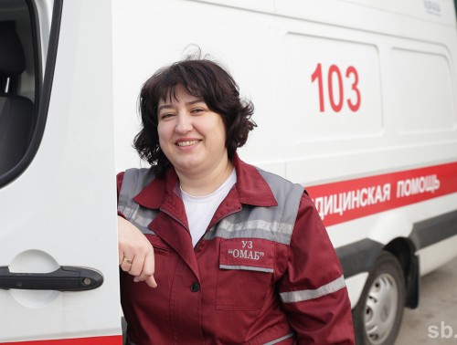 В Гродно работает единственная женщина-водитель скорой
