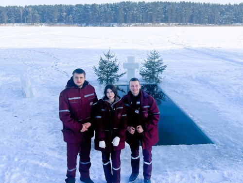 В Гродненской области дежурство медиков организовано во всех 27 специально оборудованных местах для крещенских купаний.
