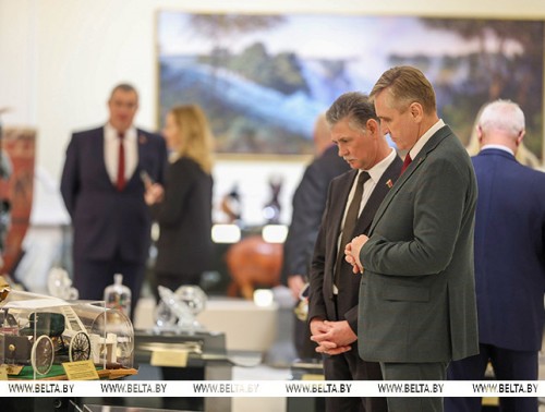 ПЕРВАЯ В 2026 ГОДУ ЭКСКУРСИЯ ПРОШЛА ВО ДВОРЦЕ НЕЗАВИСИМОСТИ