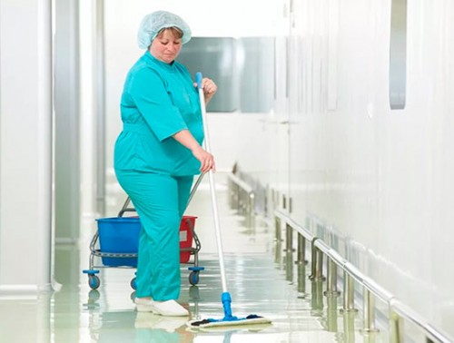 В Гродненской области профсоюз здравоохранения добился отмены дисциплинарных взысканий для врача и санитарки