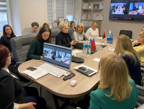 ВО ВРЕМЯ РЕСПУБЛИКАНСКОГО ПРАВОВОГО ПРИЕМА РАБОТНИКИ ПОЛУЧИЛИ БЕСПЛАТНЫЕ КОНСУЛЬТАЦИИ ПО ТРУДОВЫМ ВОПРОСАМ  