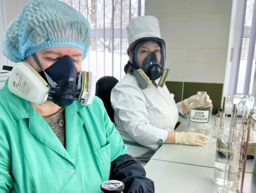 На Гродненском РУП «Фармация» общественные инспекторы по охране труда еще раз взглянули на рабочие места свежим взглядом