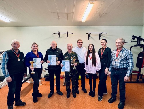 Точные, как на вызове: команда Мостовской ЦРБ – призер районного турнира по стрельбе