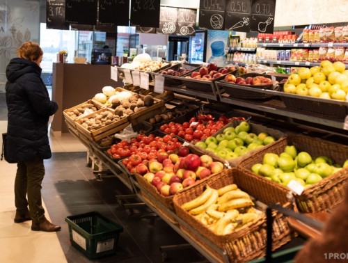 Обнаружили «просрочку» или завышение цен? Сообщите в общественные приемные профсоюзов 