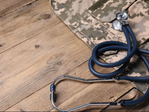 Как медику сохраняется средний заработок во время военных сборов? Разъясняет профсоюзный инспектор