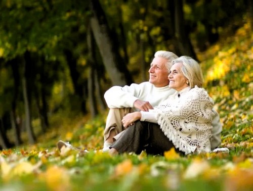 Когда начинается старость? Всемирная организация здравоохранения выделяет три стадии старения 