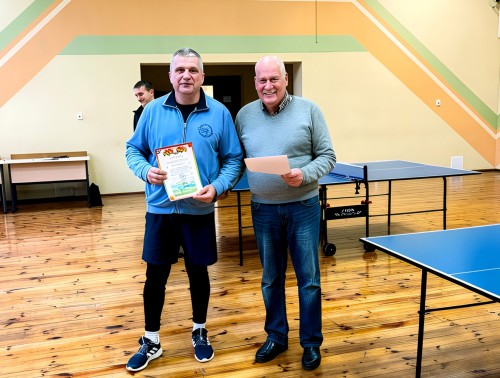 Заведующий реанимацией Новогрудской ЦРБ Игорь Рабинович – первая ракетка района