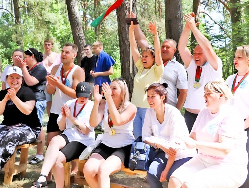 Медики Ивьевской ЦРБ – неоспоримые чемпионы районного туристического слета