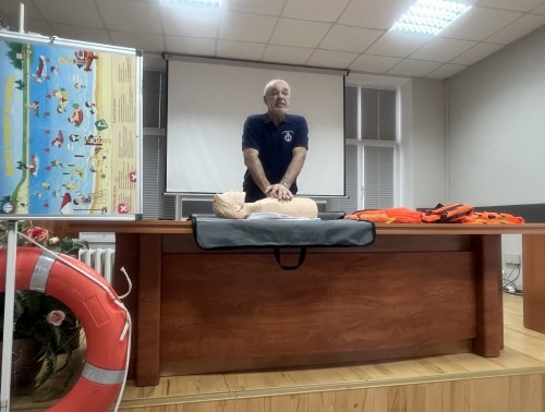 Медики Гродненщины осваивают приемы помощи утопающим