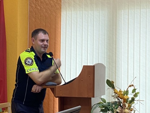Водители центральной поликлиники Гродно встретились с госавтоинспектором в рамках «Недели нулевого травматизма»